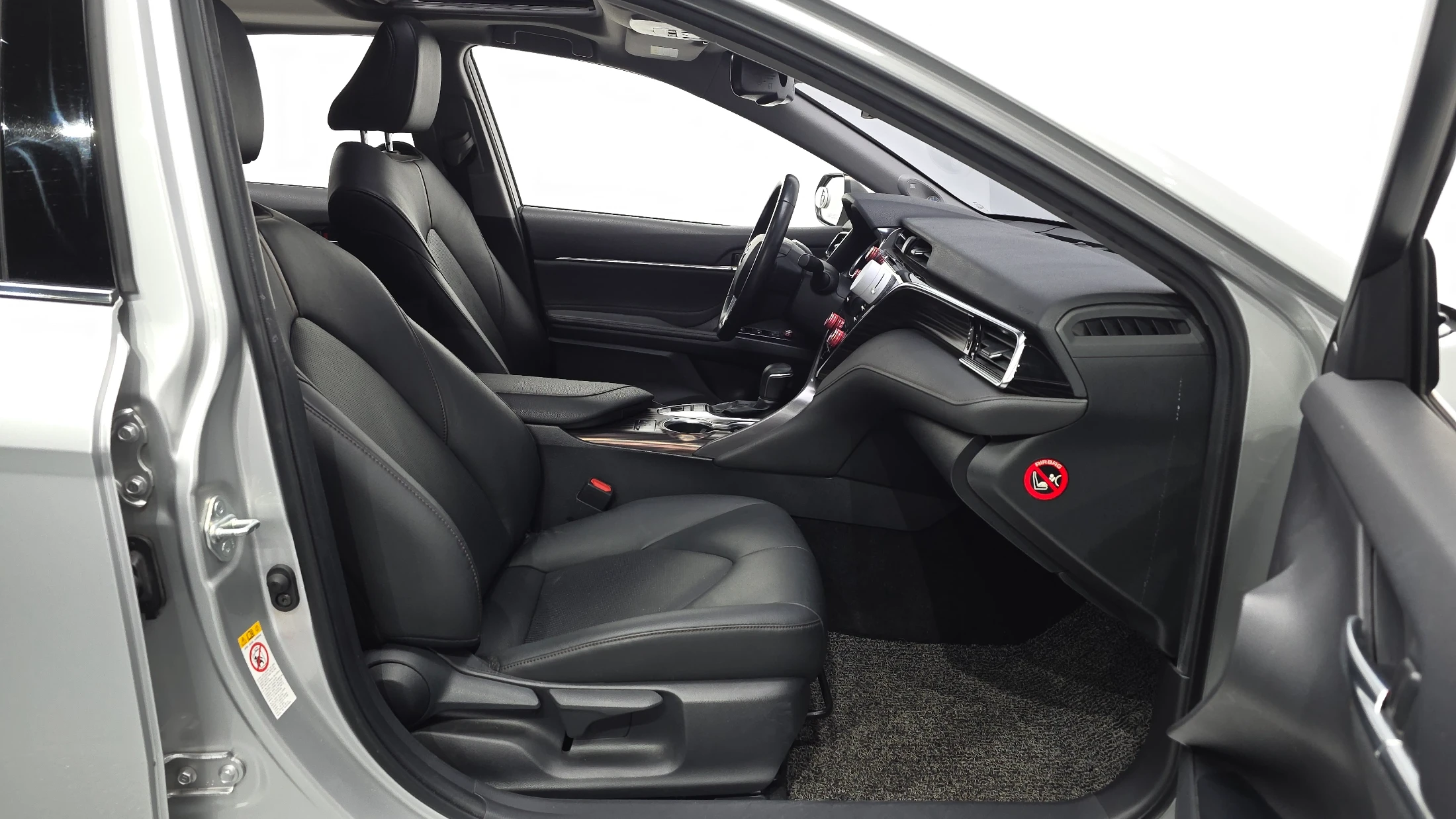 Toyota Camry xv70, 2018 — фото 10