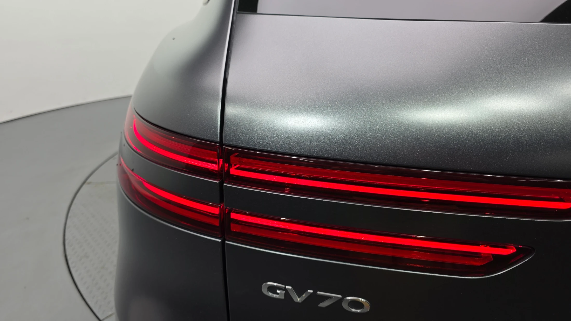 Genesis Gv70, 2022 — фото 23