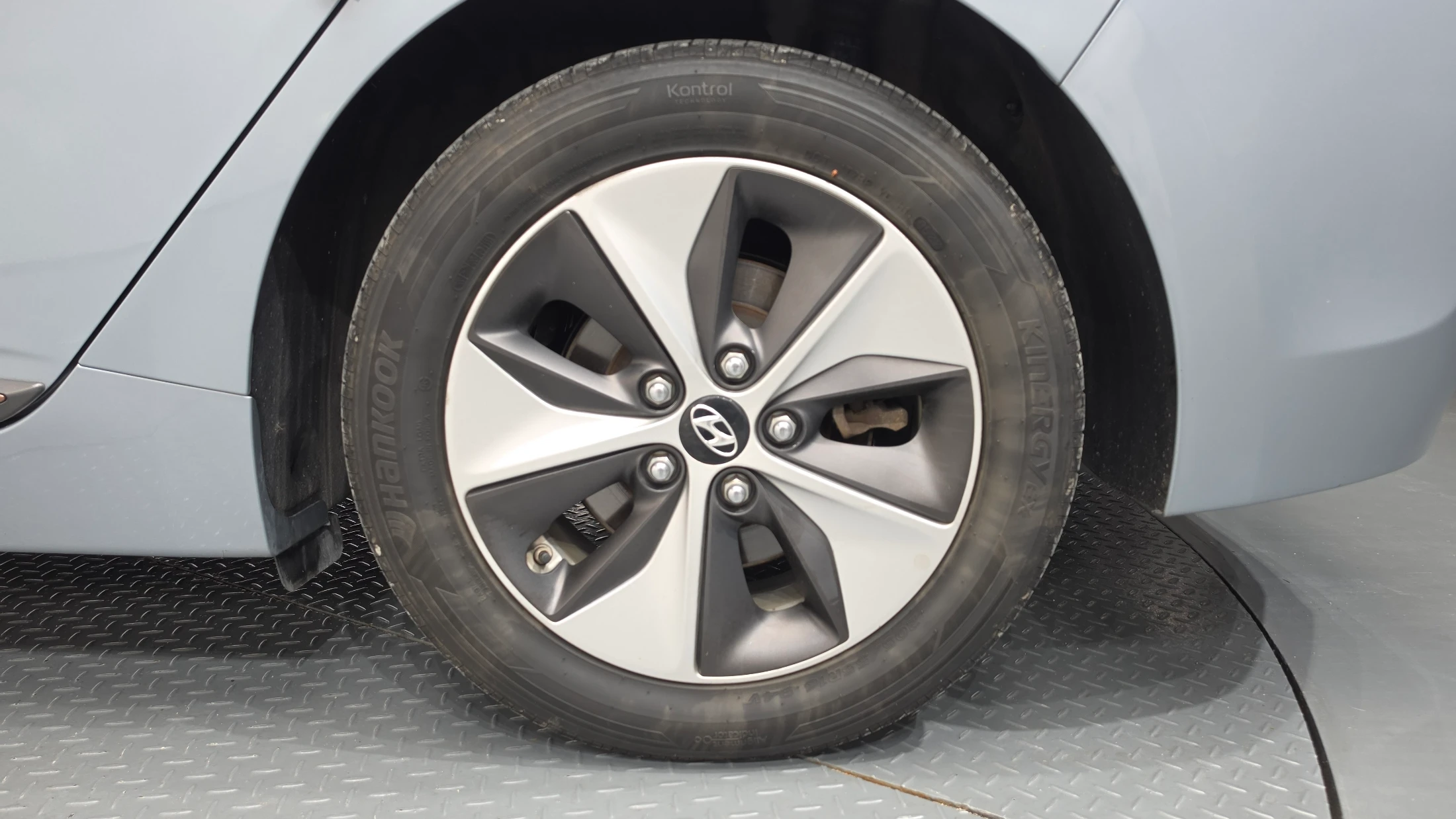 Hyundai Ioniq Ionic Electric, 2018 — фото 21