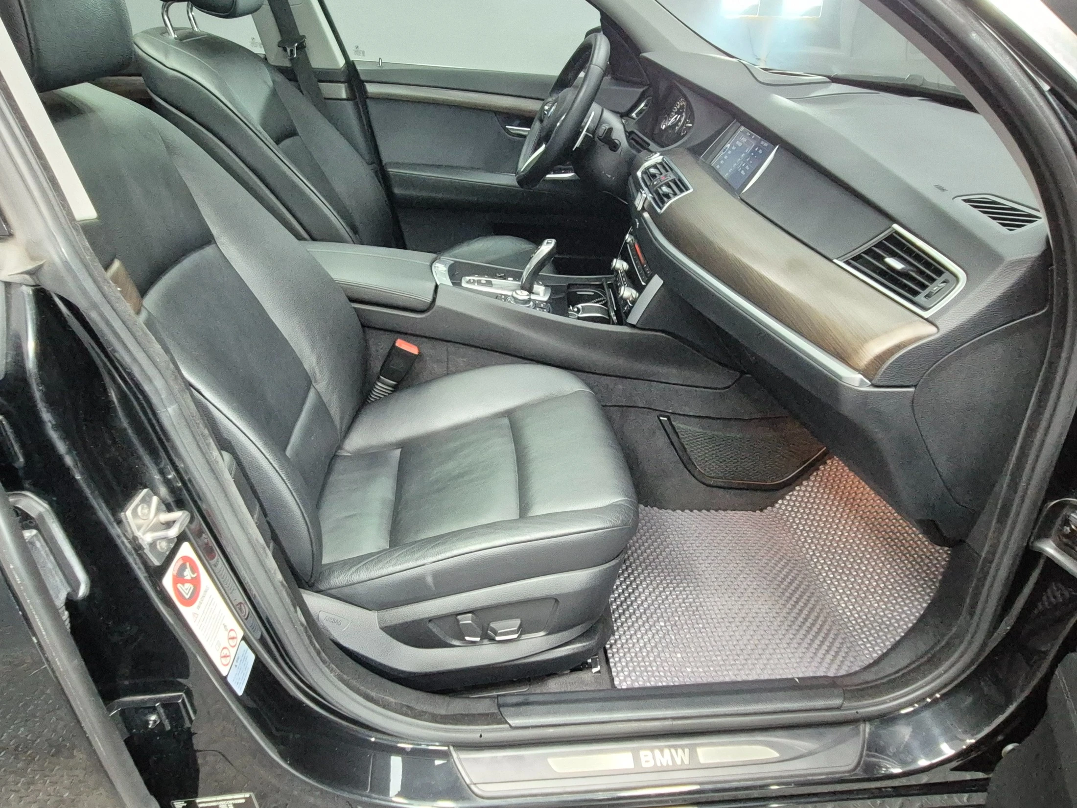 BMW Gran Turismo 5 Series GT (F07), 2012 — фото 10