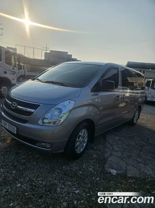 Hyundai Starex Grand Starex, 2012 — фото 3