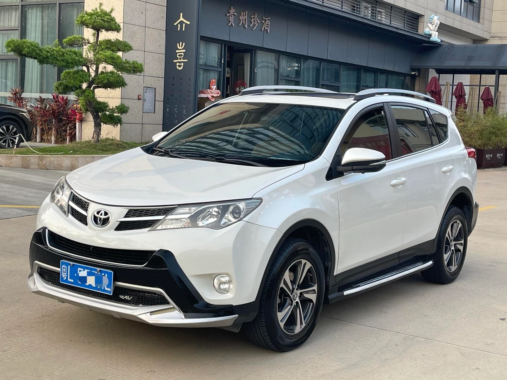Toyota RAV4 Rongfang