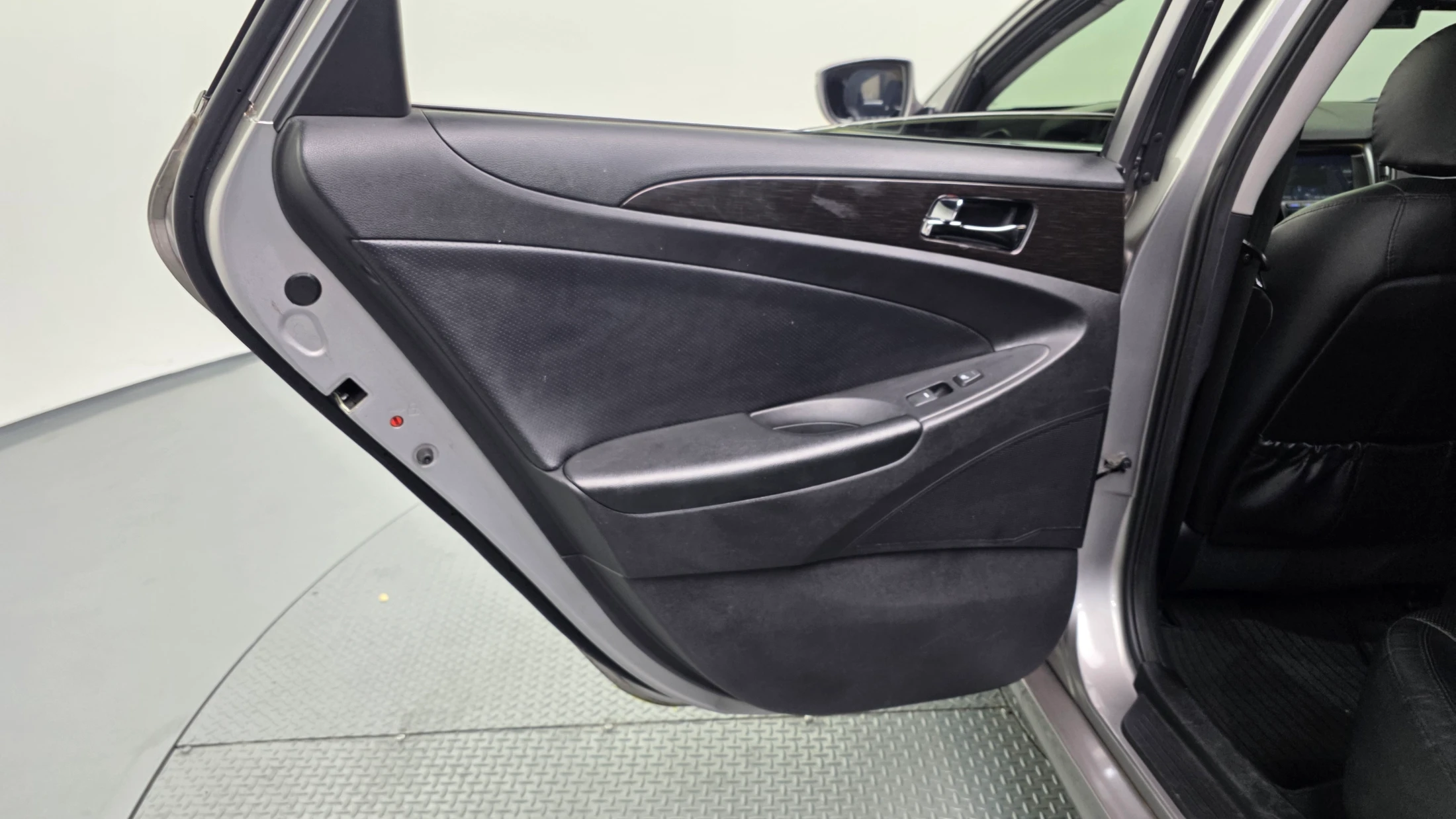 Hyundai Sonata, 2012 — фото 25