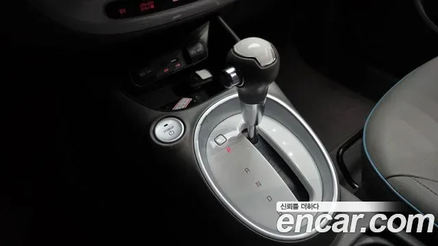 Kia Soul EV, 2015 — фото 9