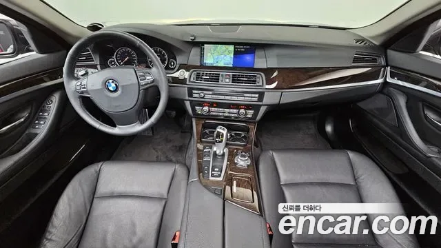 BMW 5-Series F10, 2013 — фото 7