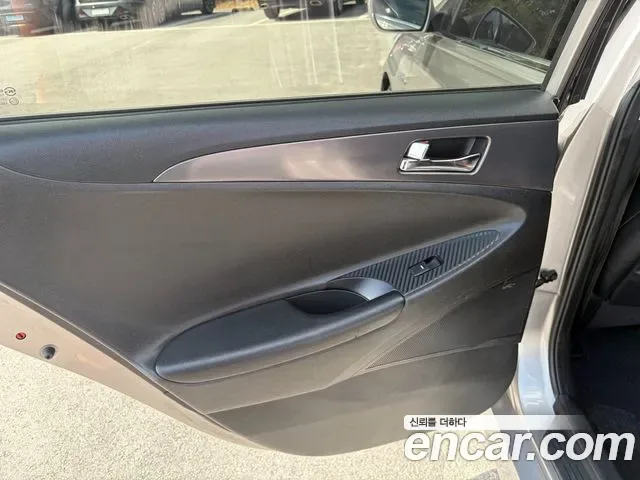 Hyundai Sonata Hybrid, 2014 — фото 17
