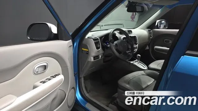 Kia Soul EV, 2015 — фото 10