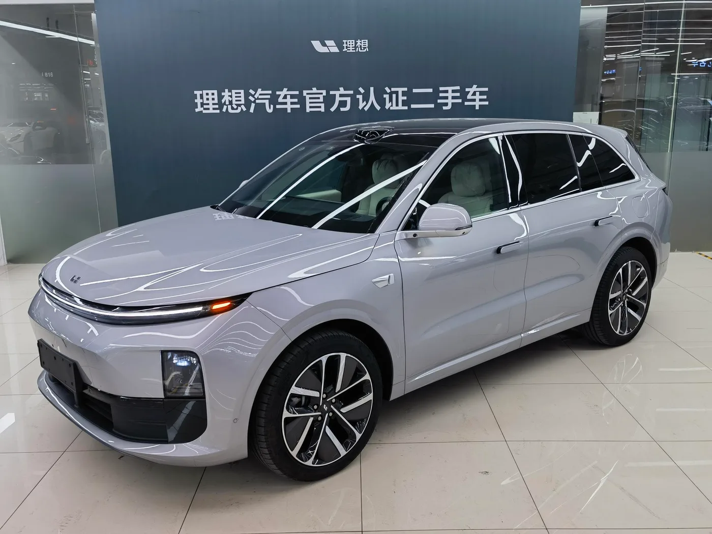 Li Auto Ideal L6