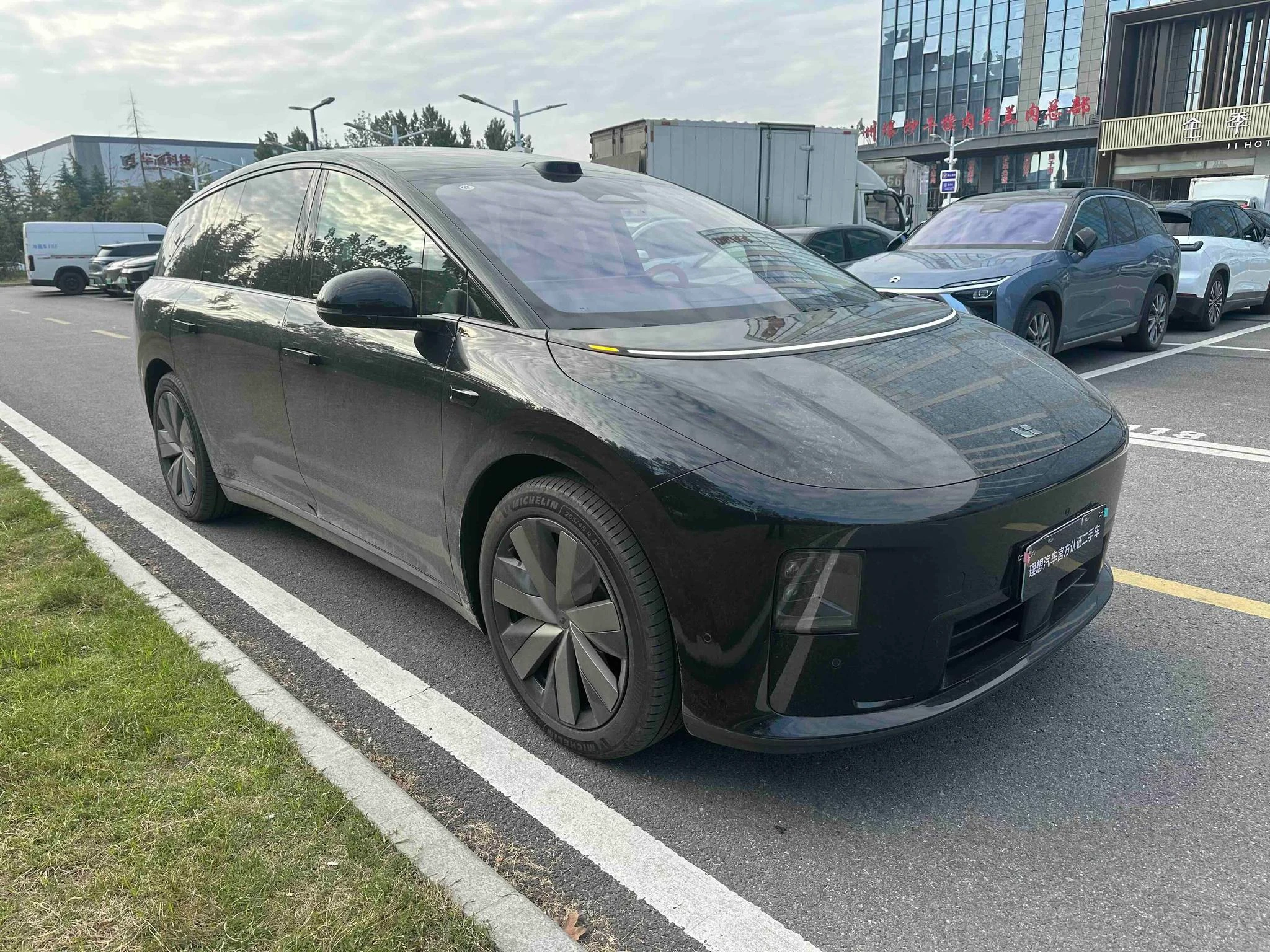 Li Auto ideal i8, 2025 — фото 3