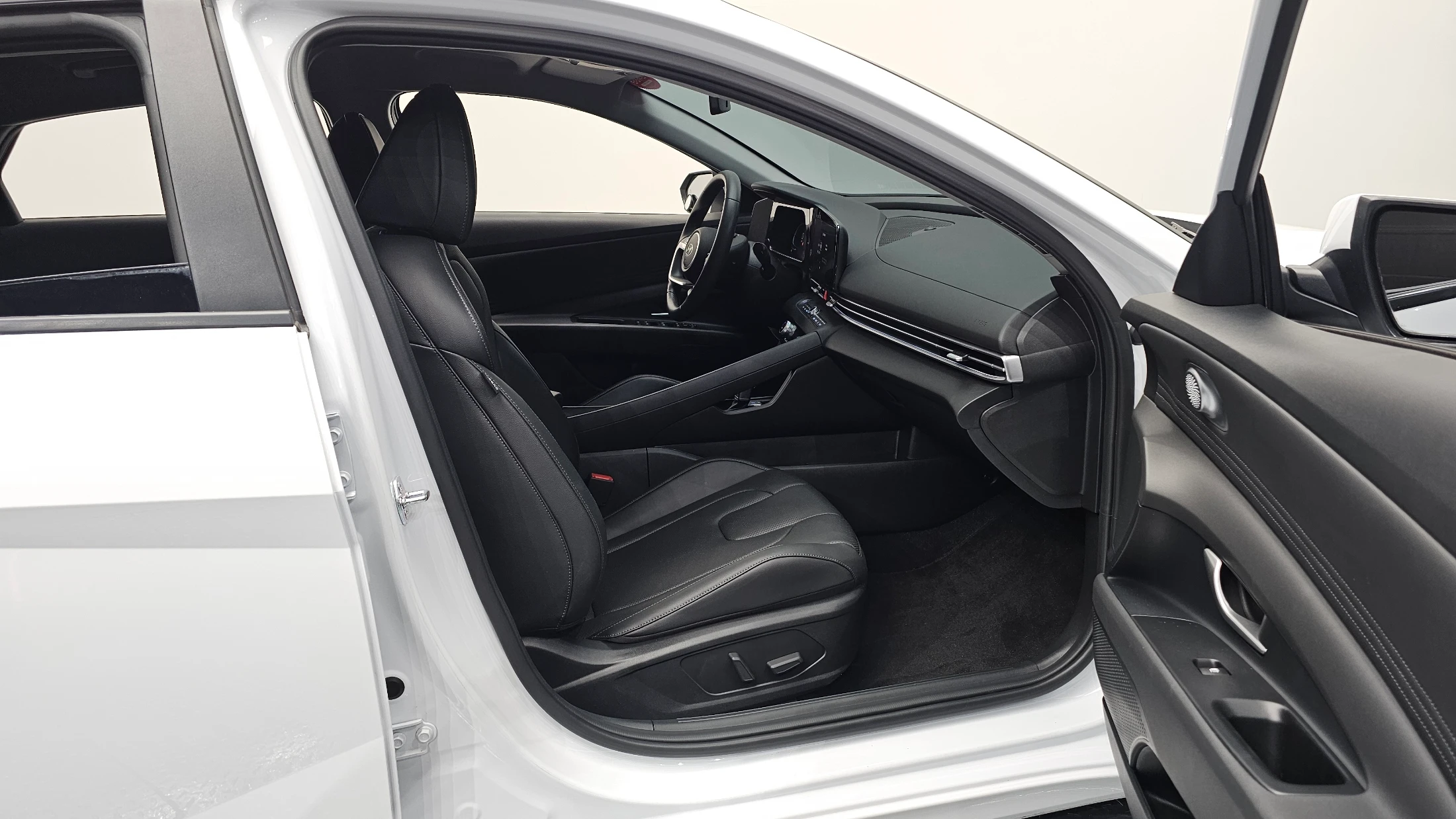 Hyundai Avante CN7, 2024 — фото 26