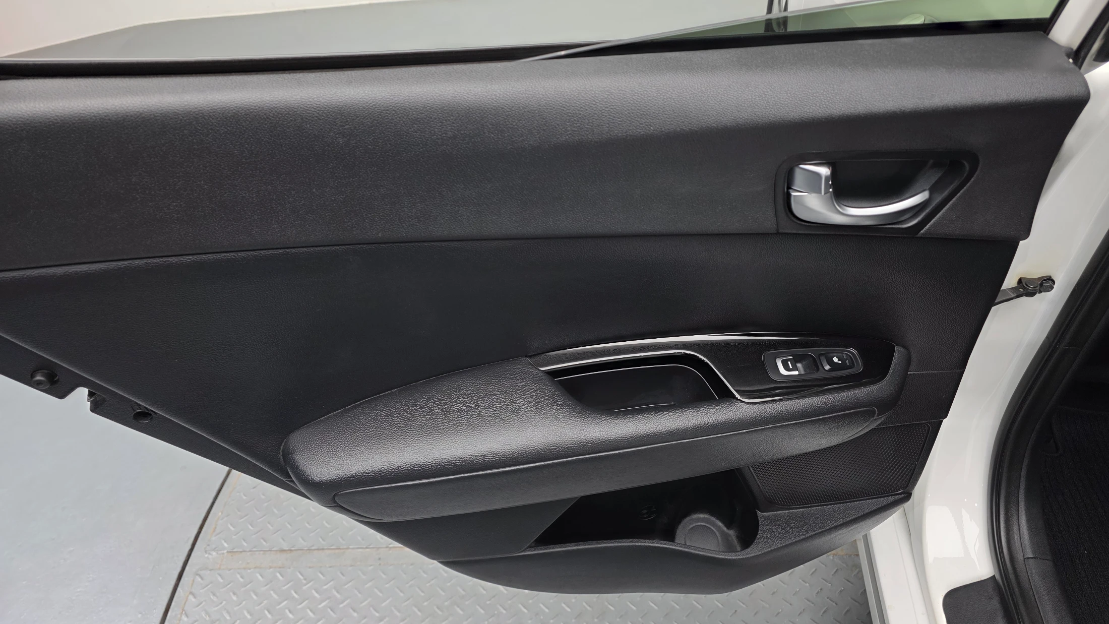 Kia K5 Hybrid, 2017 — фото 25