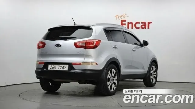 Kia Sportage, 2010 — фото 2