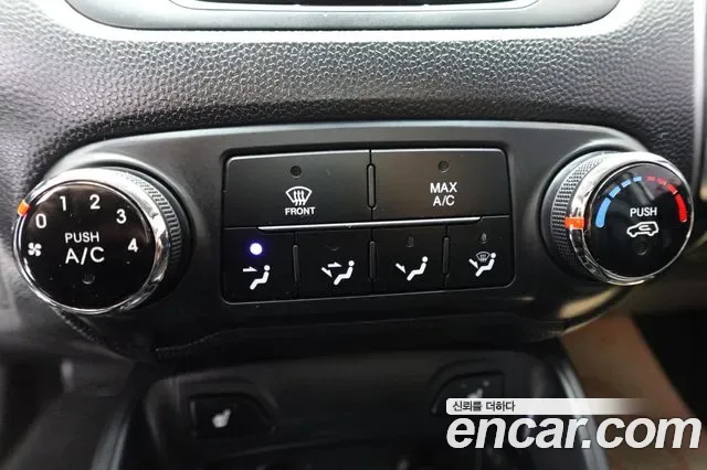 Hyundai Tucson ix, 2012 — фото 13