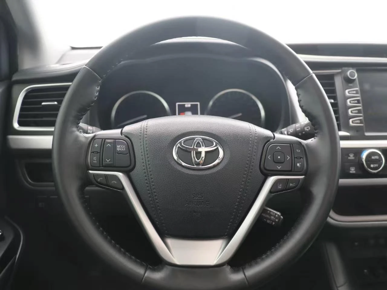 Toyota Highlander, 2018 — фото 11