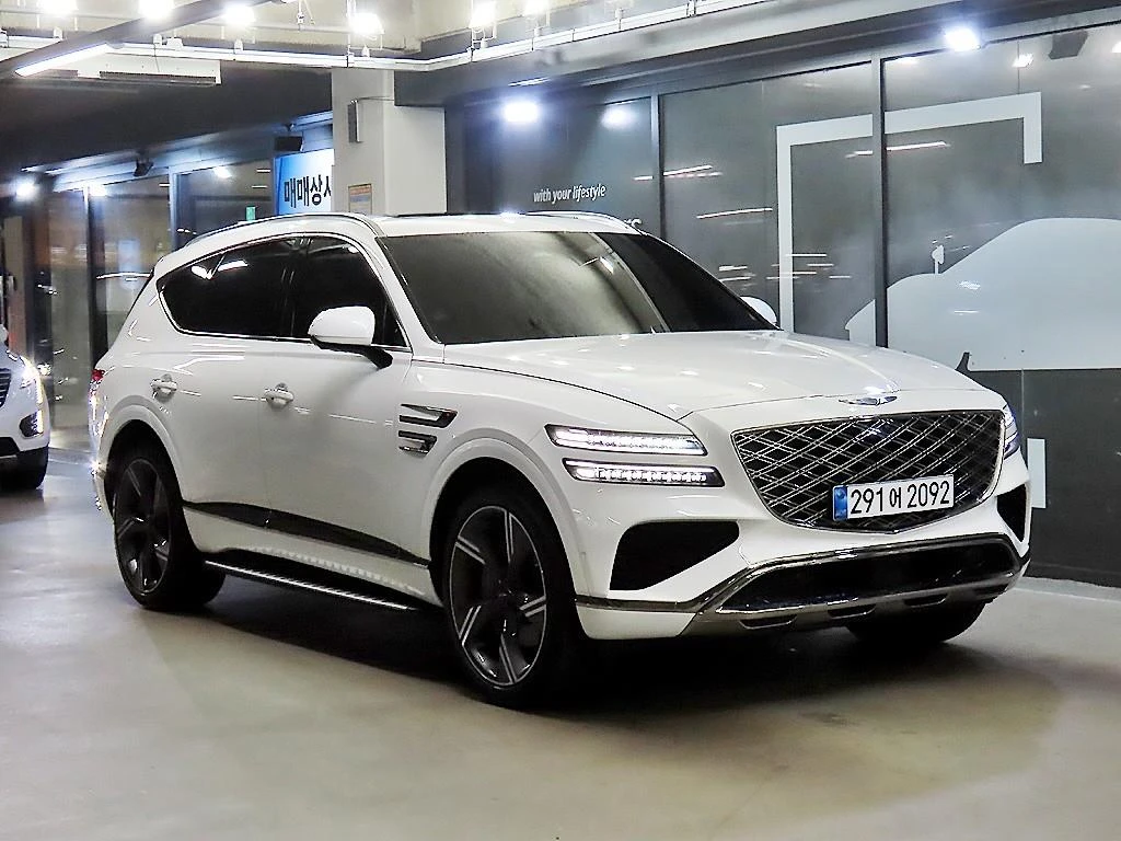 Genesis Gv80