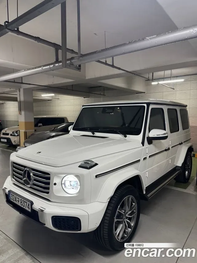 Mercedes-Benz G-Class W465