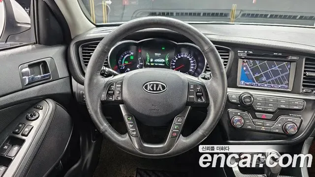 Kia K5 Hybrid, 2011 — фото 13
