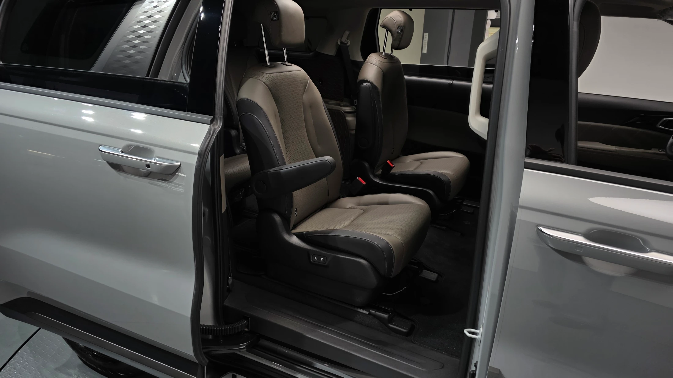 Kia Canival Carnival, 2025 — фото 12