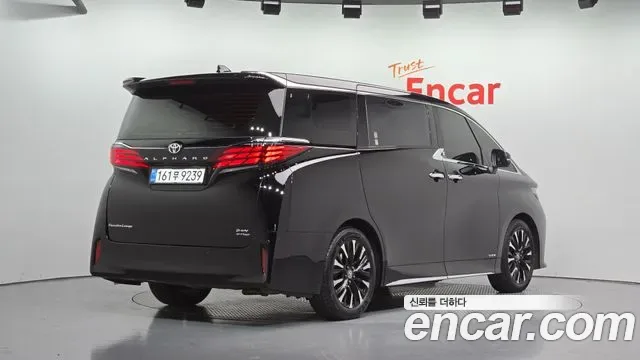 Toyota Alphard Alpad, 2025 — фото 2