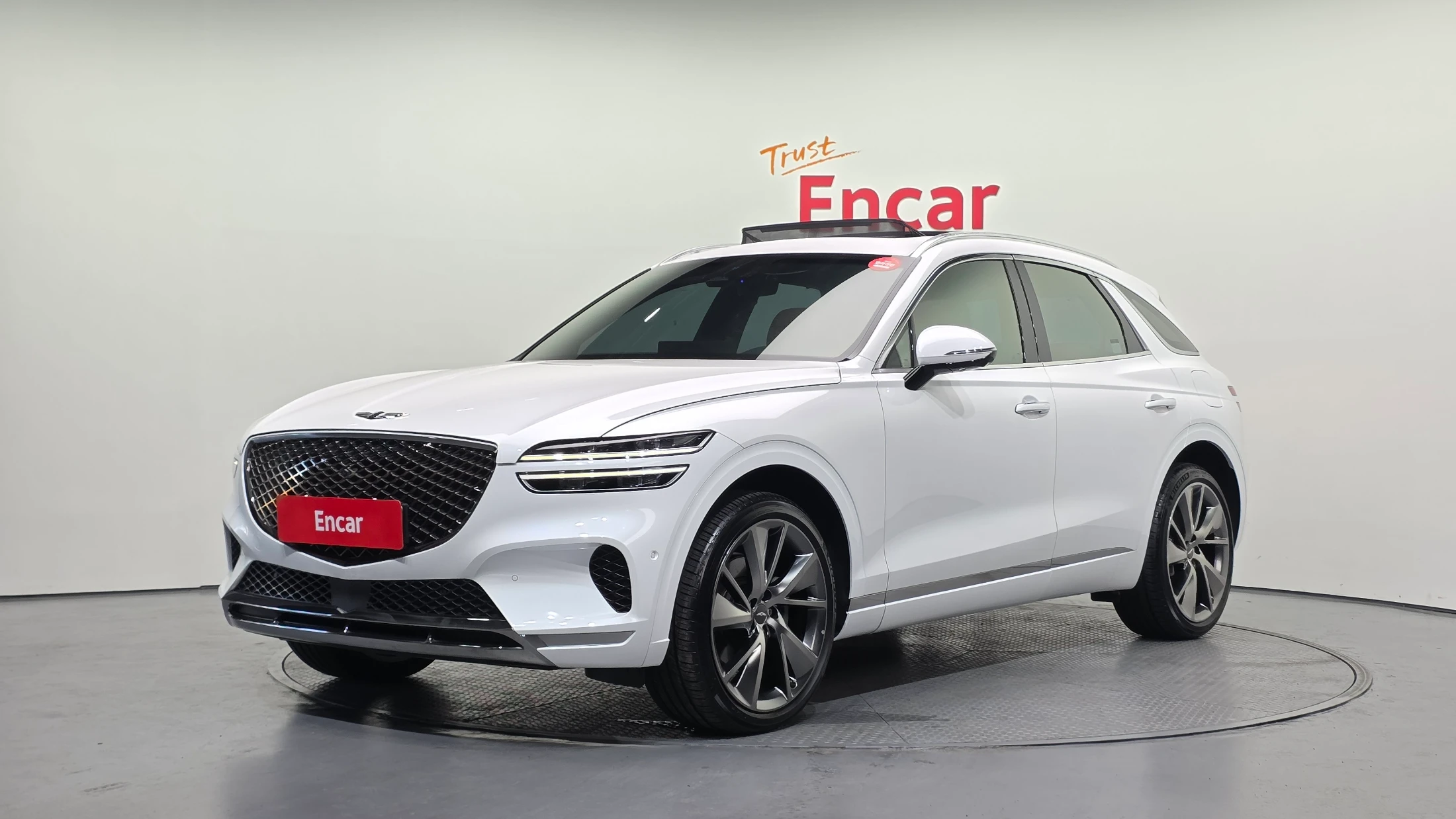 Genesis Gv70
