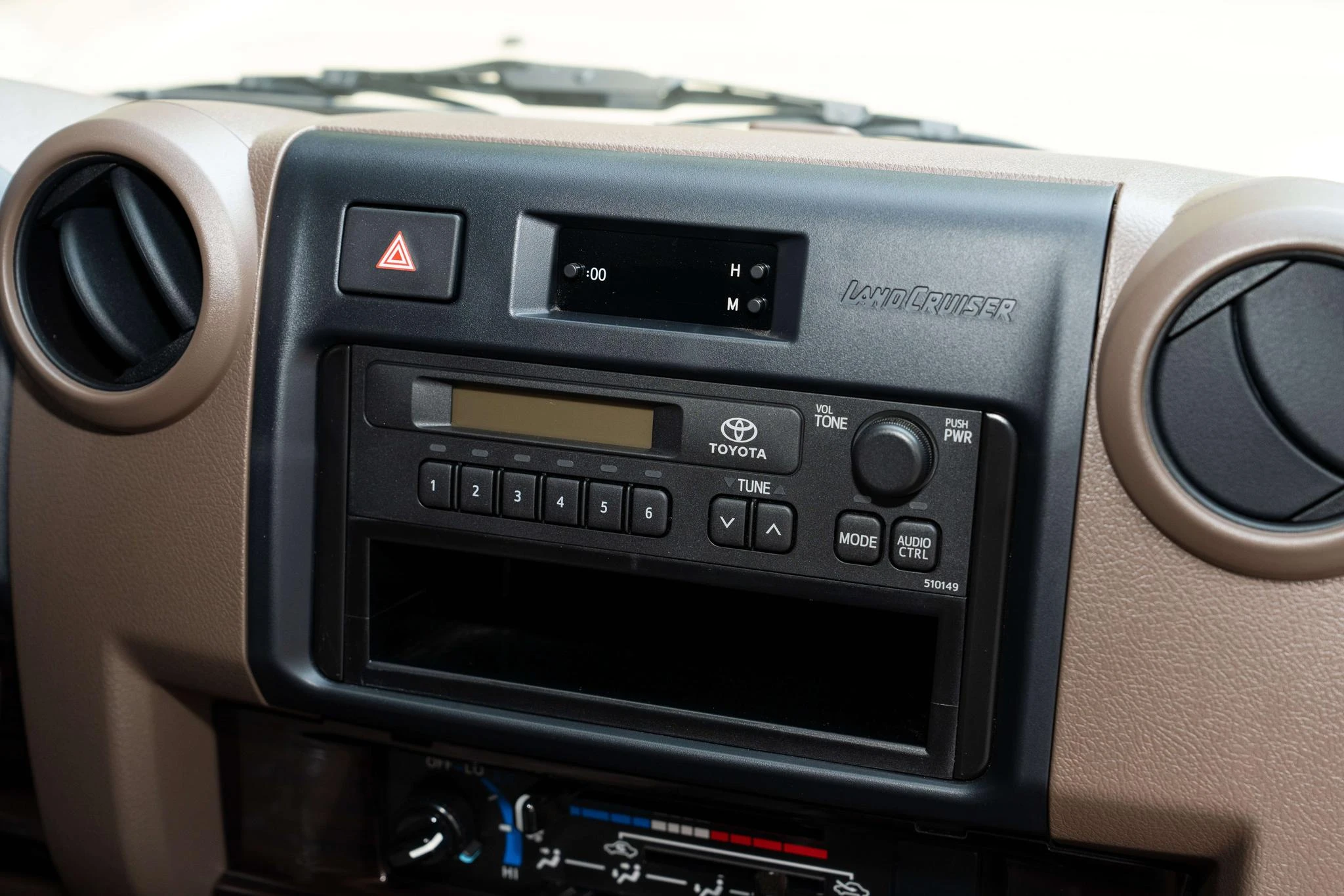 Toyota Land Cruiser 70 Series, 2025 — фото 21