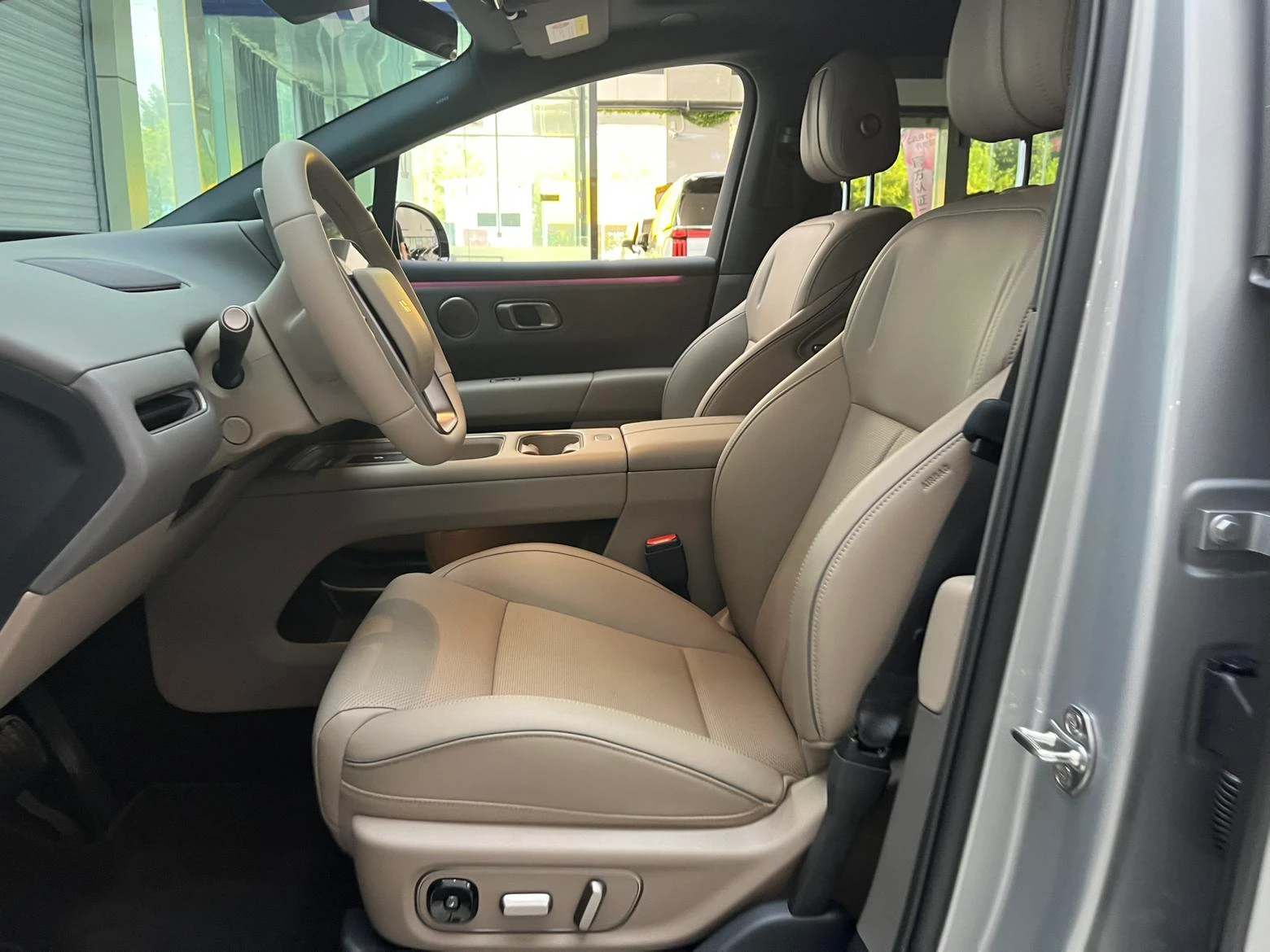 Li Auto ideal i6, 2025 — фото 12