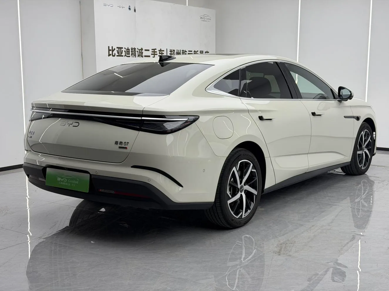 BYD Seal 07DM, 2026 — фото 3