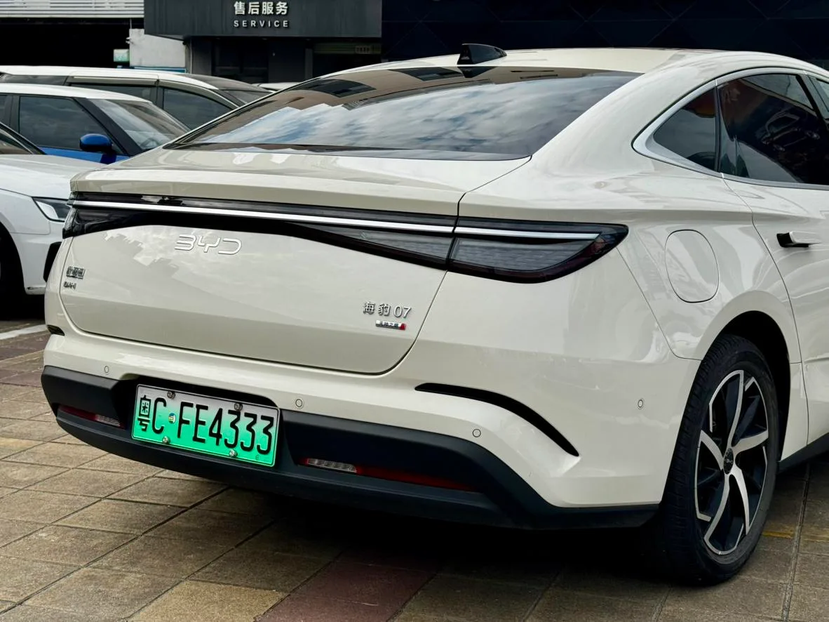 BYD Seal 07DM, 2026 — фото 4