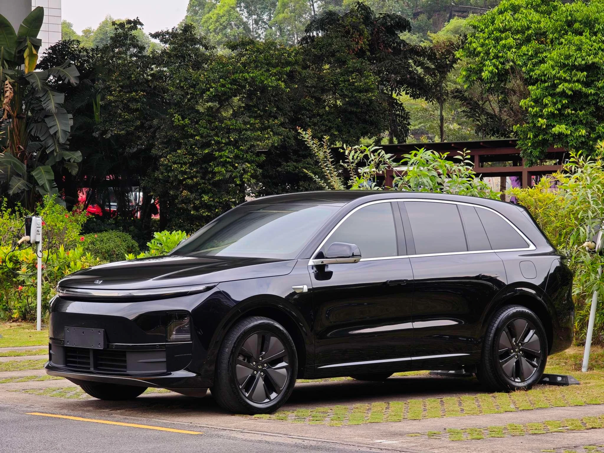 Li Auto Ideal L6