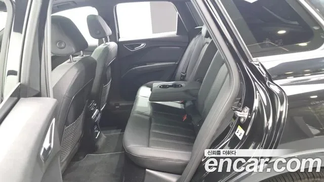 Audi Q4 E-Tron F4, 2025 — фото 12