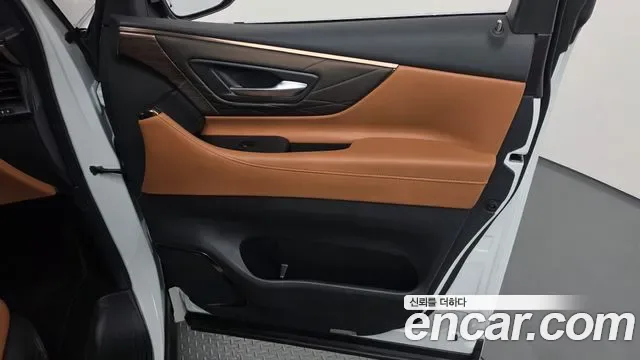 Toyota Alphard Alpad, 2025 — фото 25