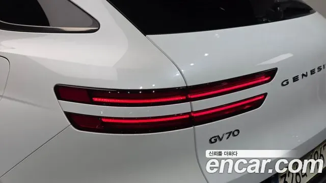 Genesis Gv70, 2021 — фото 24