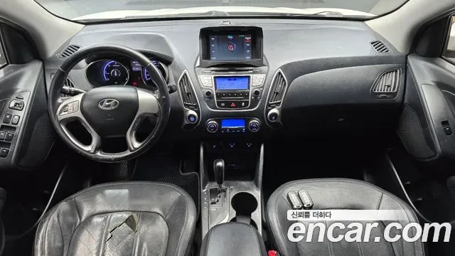 Hyundai Tucson ix, 2010 — фото 7