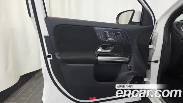 Mercedes-Benz Eqa H243, 2025 — фото 24