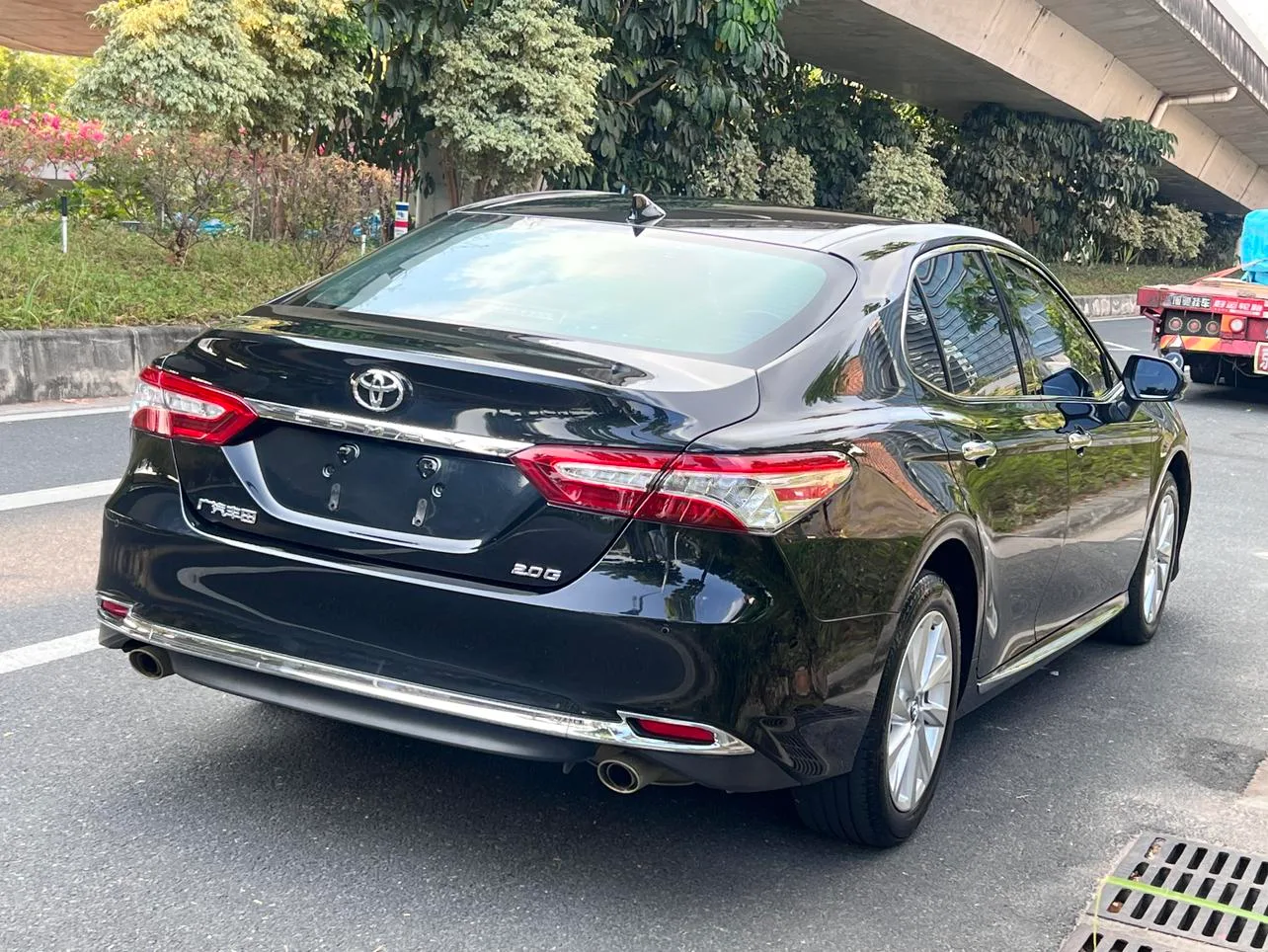 Toyota Camry, 2023 — фото 4