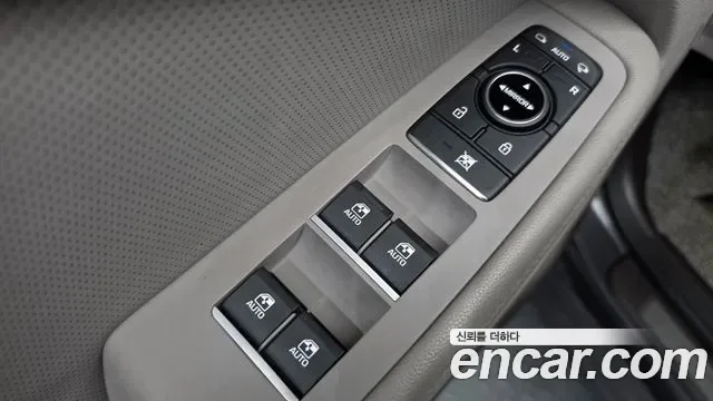 Genesis G80, 2016 — фото 19