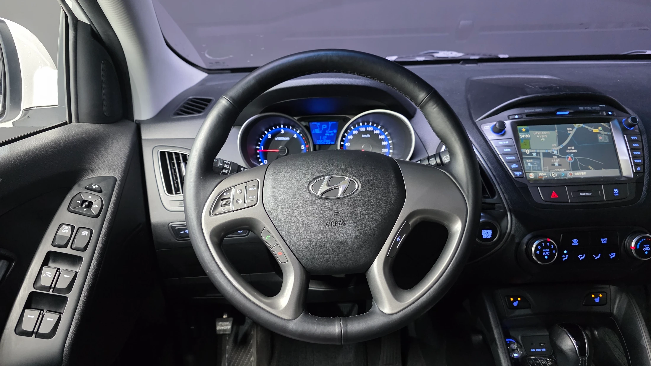 Hyundai Tucson ix, 2014 — фото 14