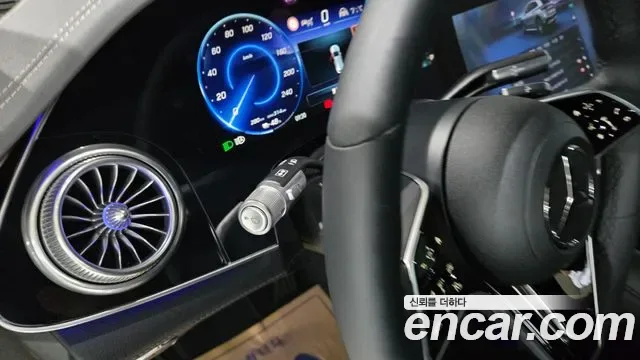 Mercedes-Benz Eqs SUV X296, 2025 — фото 19