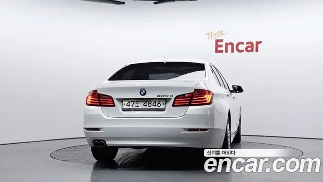 BMW 5-Series F10, 2013 — фото 3