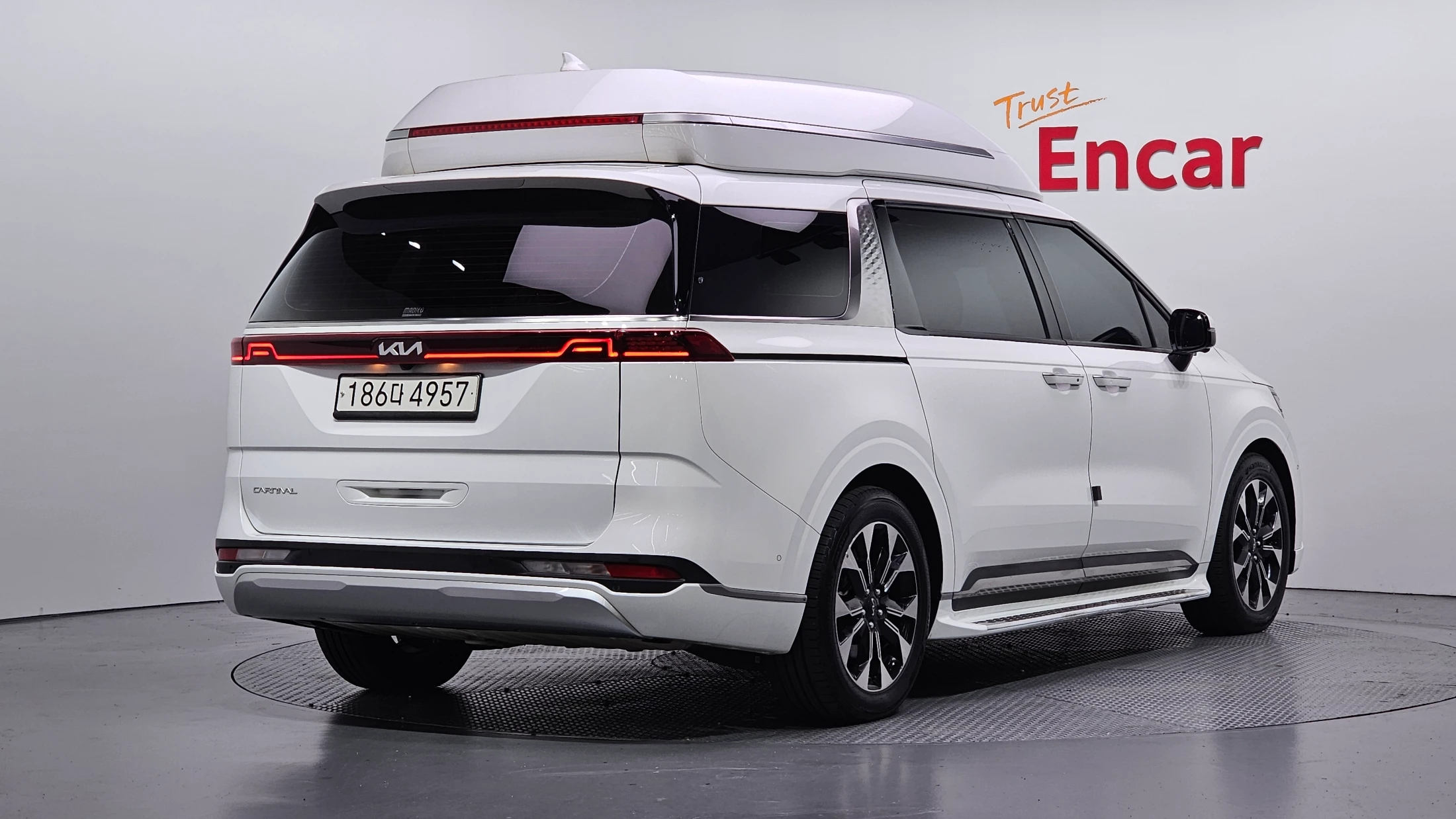 Kia Canival Carnival, 2022 — фото 2