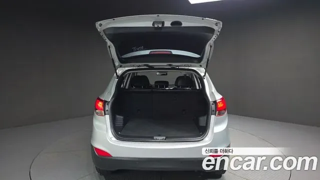 Hyundai Tucson ix, 2012 — фото 19