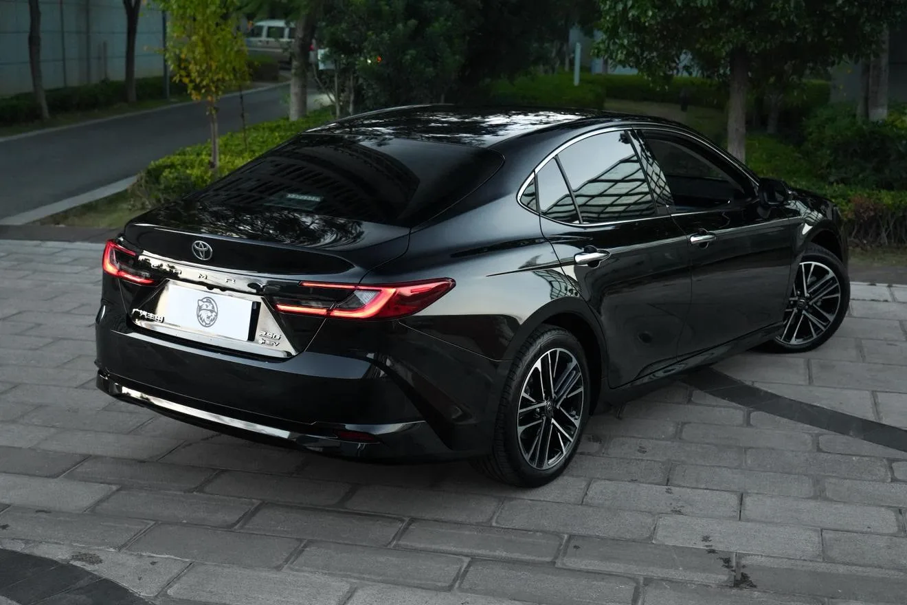 Toyota Camry, 2026 — фото 15