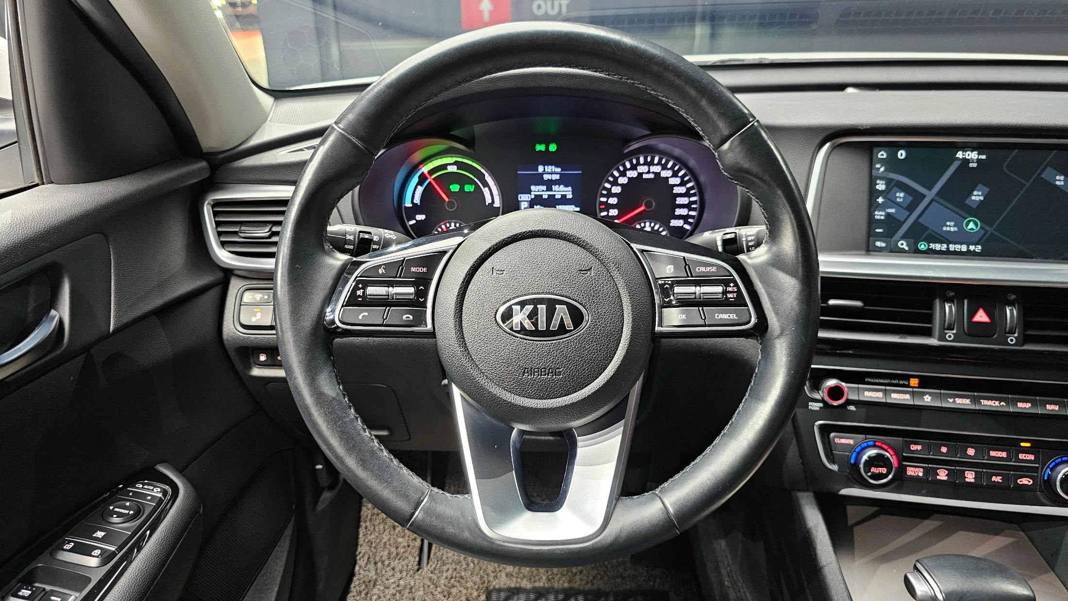 Kia K5 Hybrid, 2018 — фото 13