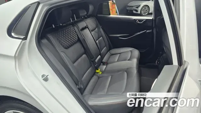 Hyundai Ioniq Ionic Electric, 2017 — фото 27