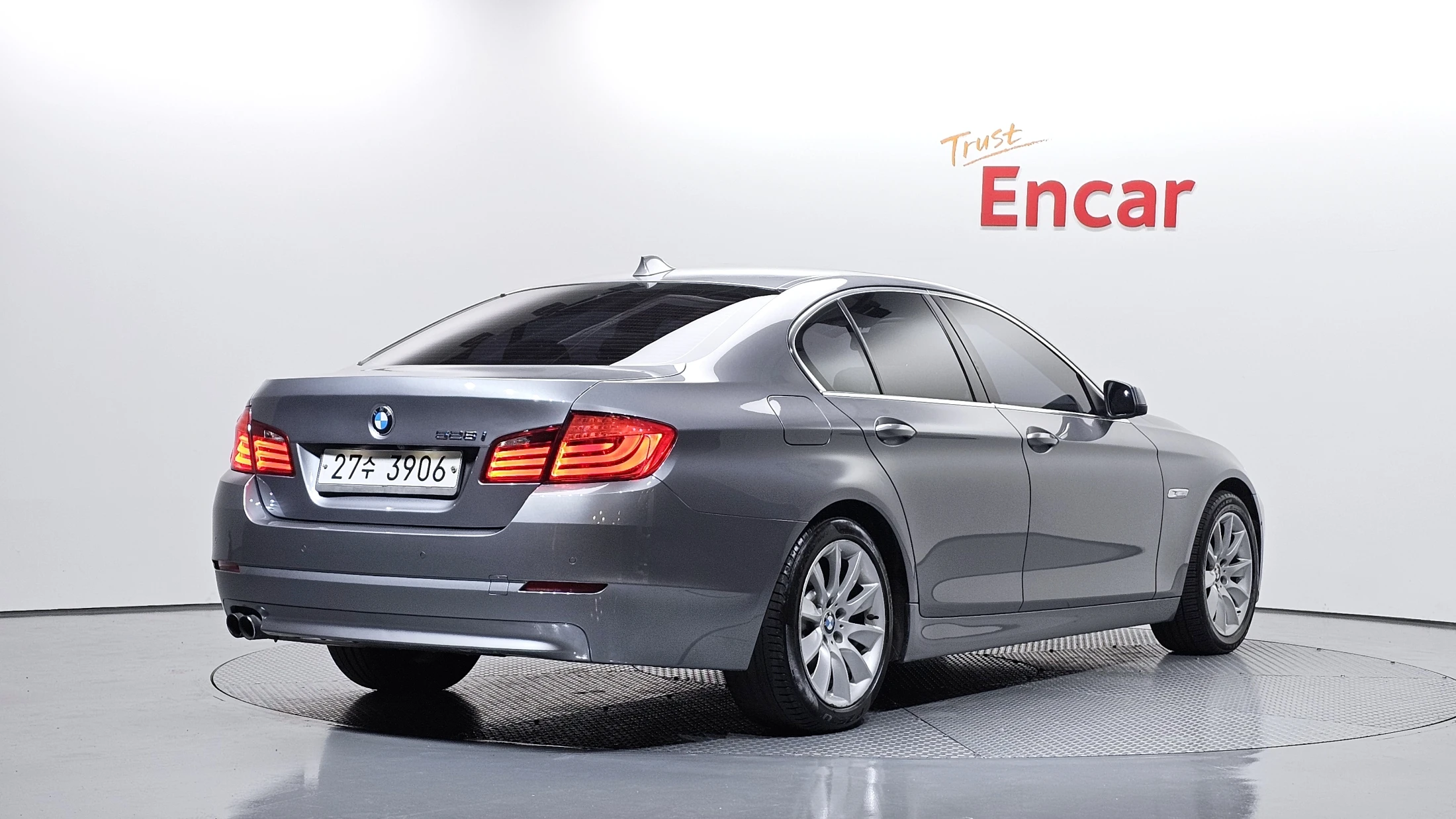 BMW 5-Series F10, 2012 — фото 2