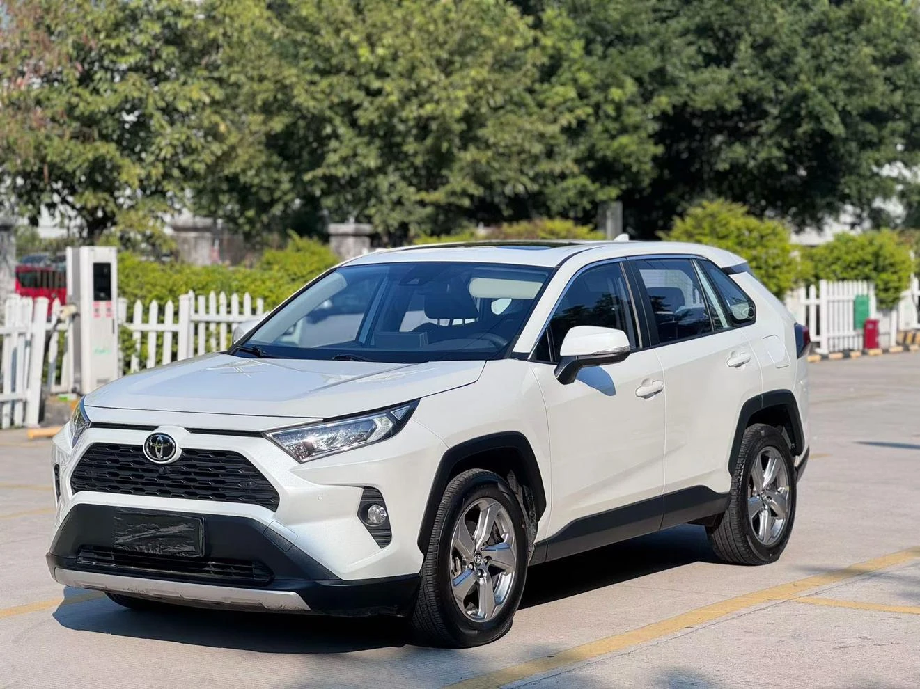 Toyota RAV4 Rongfang