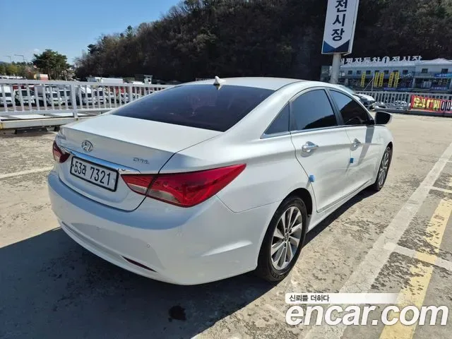 Hyundai Sonata, 2012 — фото 4