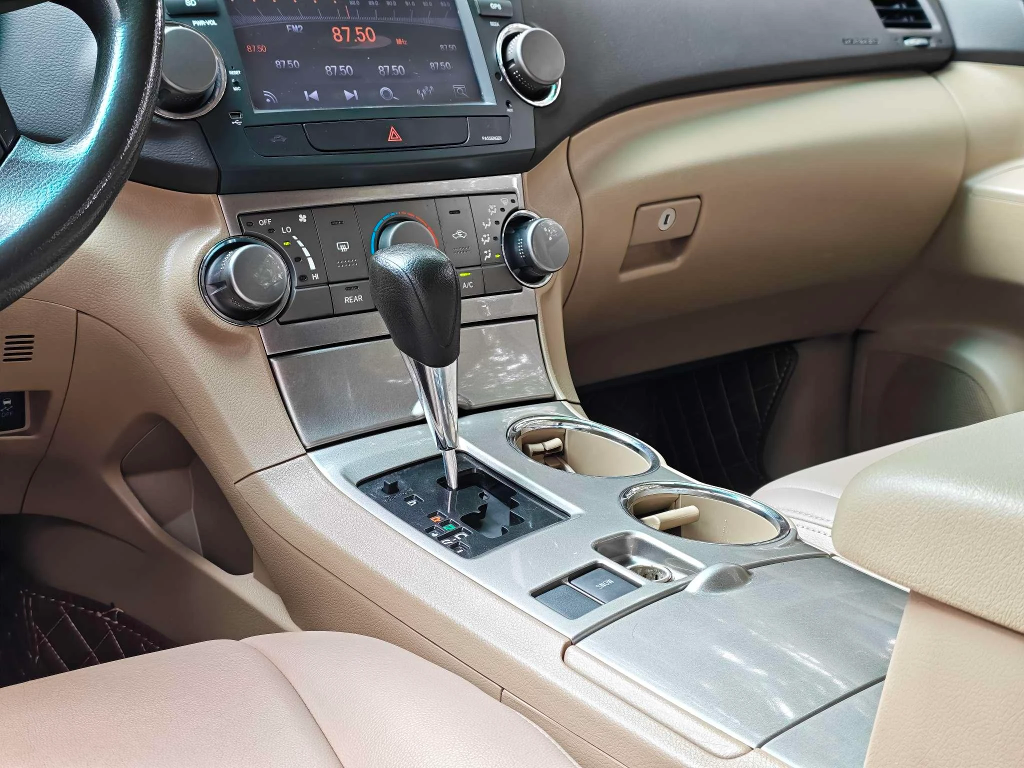 Toyota Highlander, 2012 — фото 10