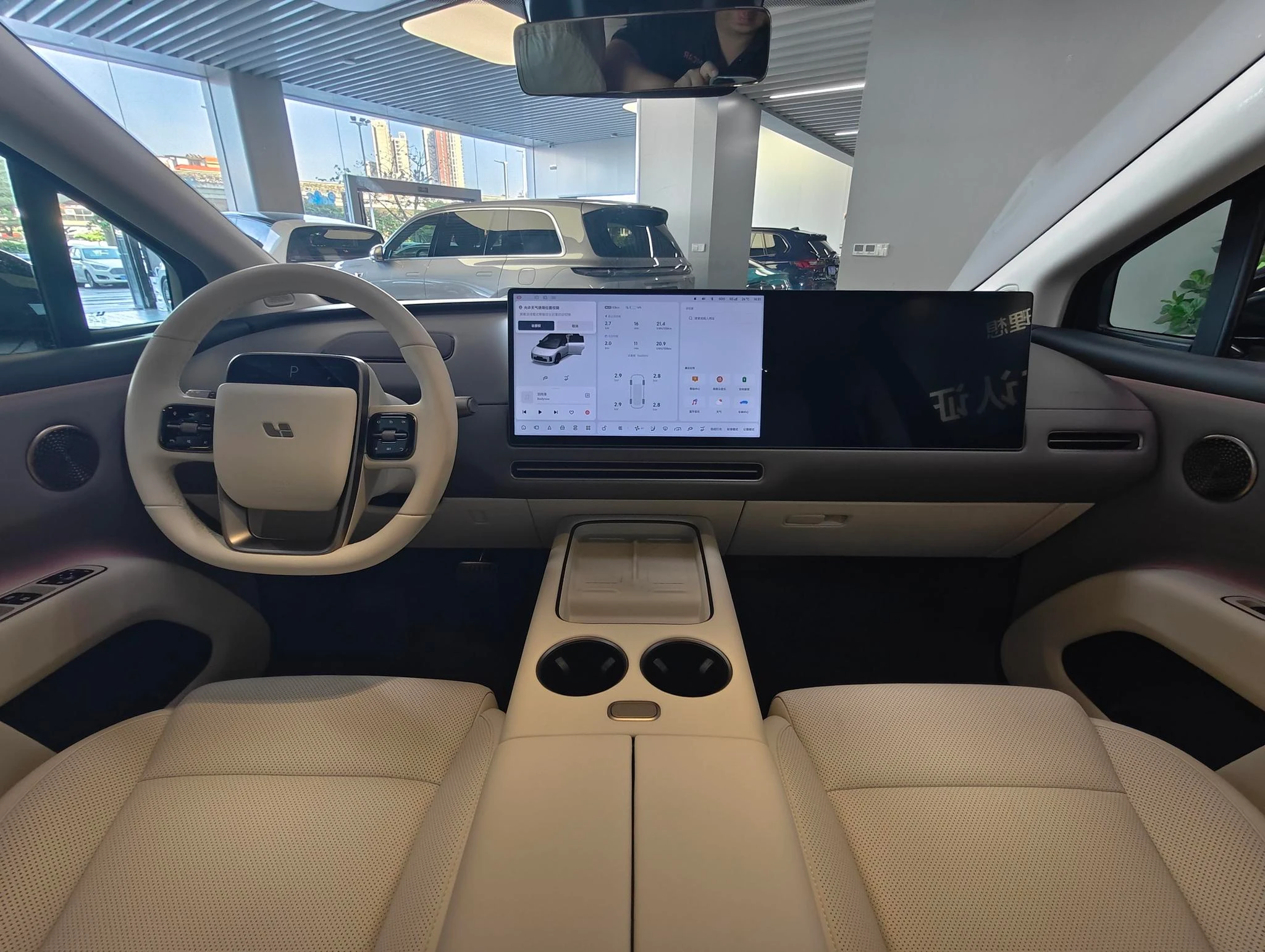 Li Auto ideal i8, 2025 — фото 10