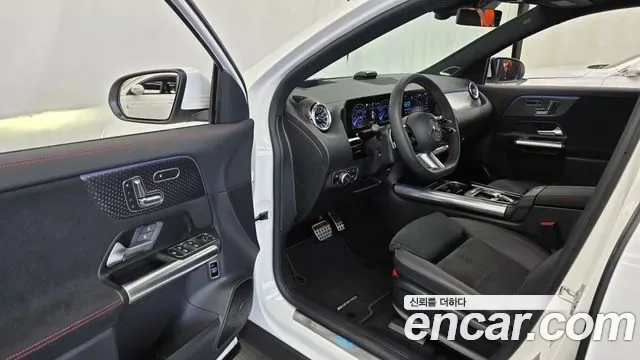 Mercedes-Benz Eqa H243, 2025 — фото 10